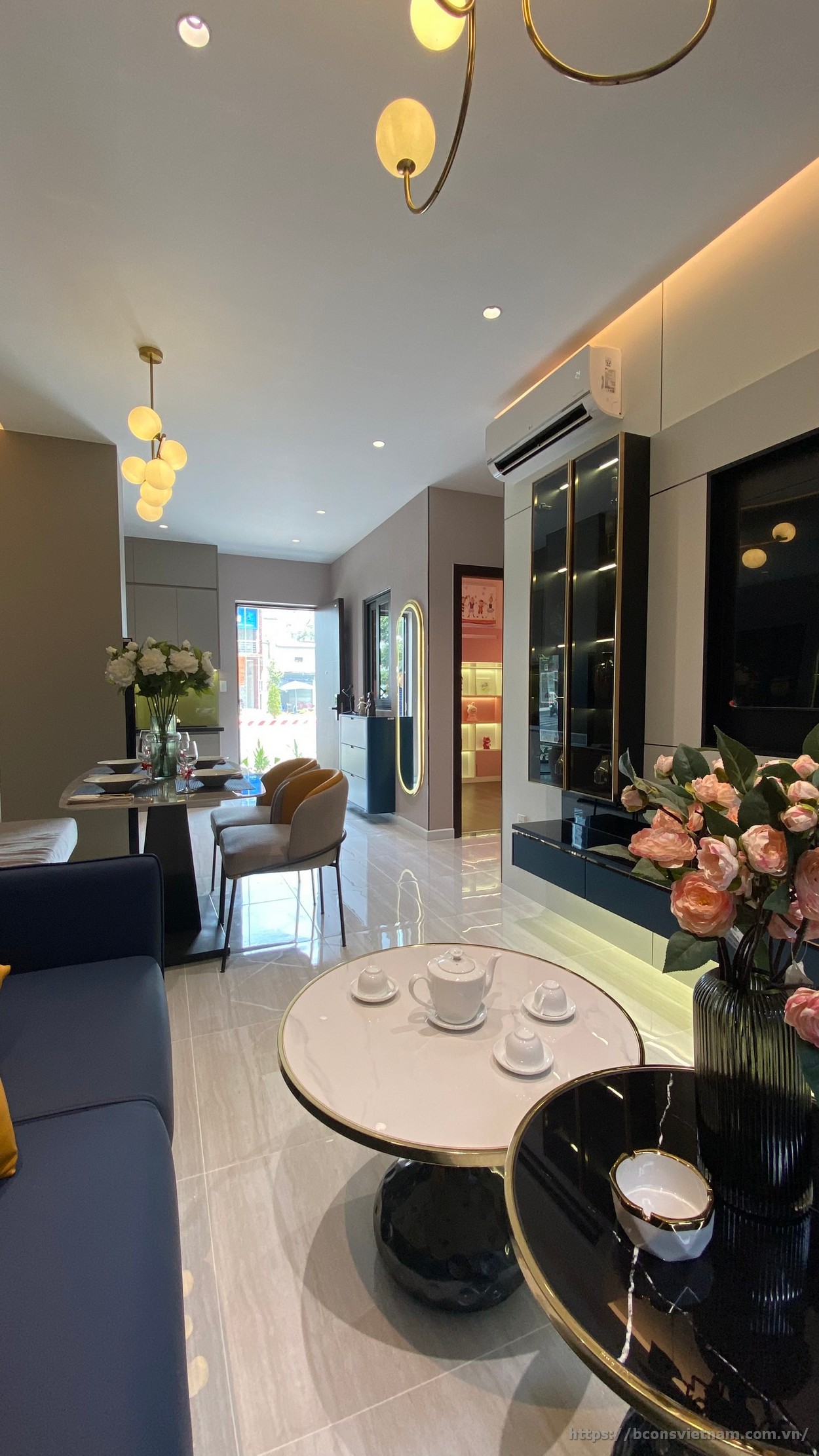 Nhà mẫu tòa Tháp Bcons City - Trung tâm thương mại